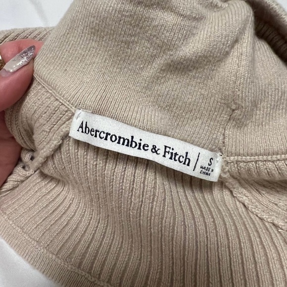 Abercrombie Knit dress & sleeve - Picture 3 of 3